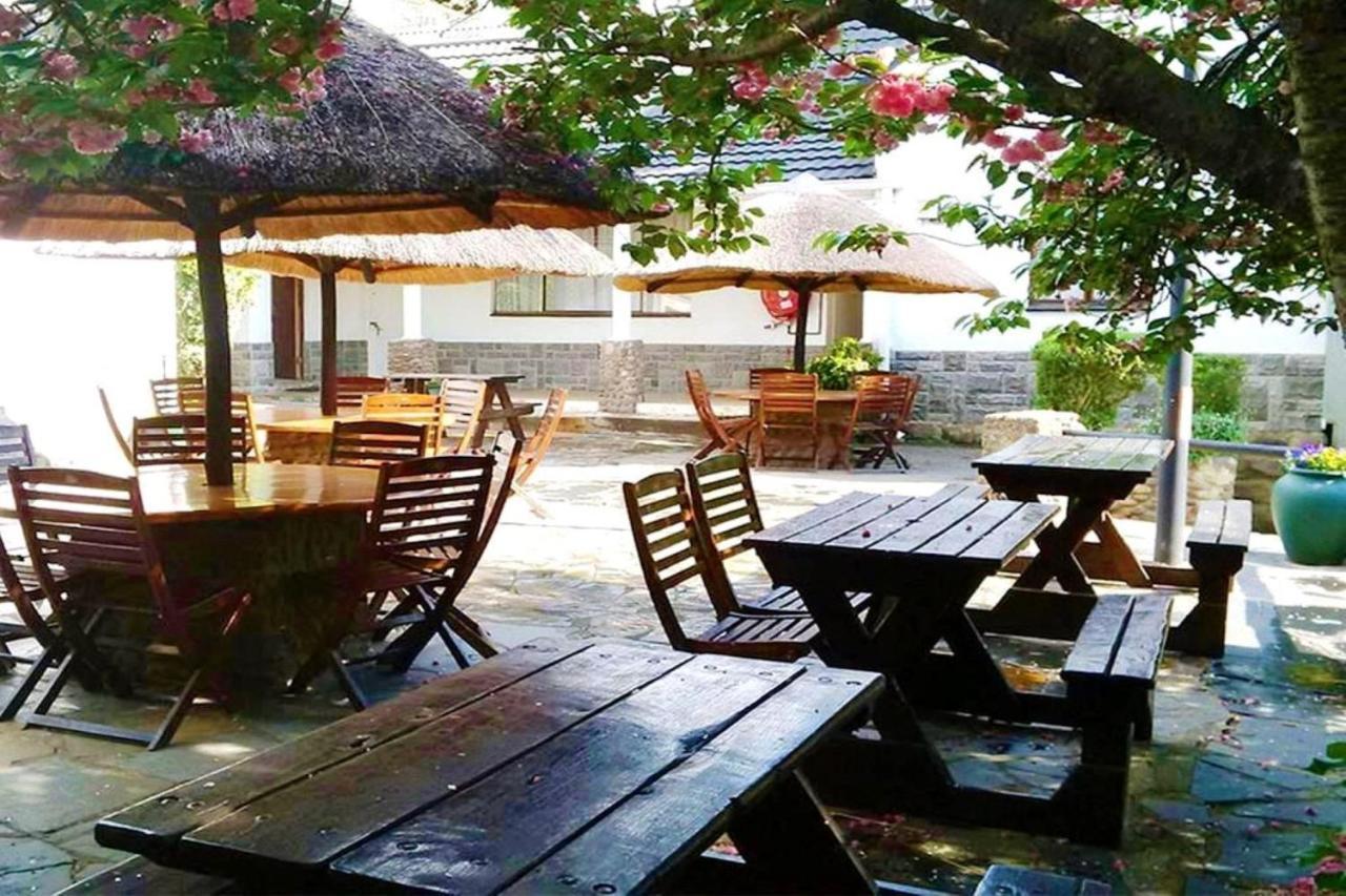 Himeville Arms Ngoại thất bức ảnh